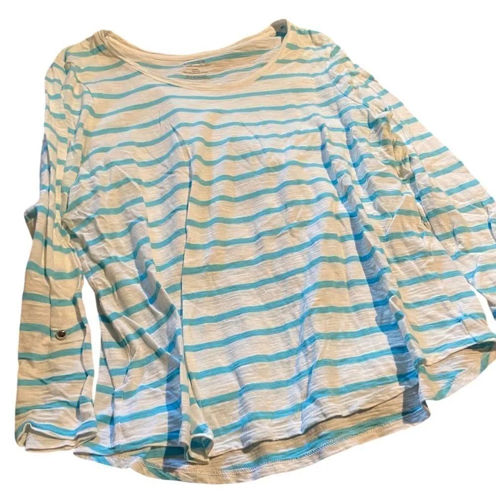 Chicos size 3 the ultimate Tee in excellent condition see pics